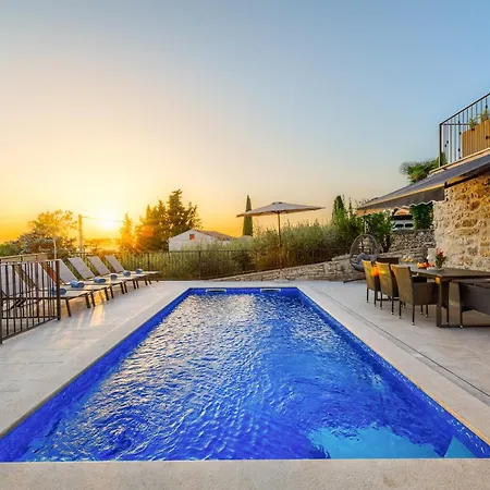Casa Mar Villa
