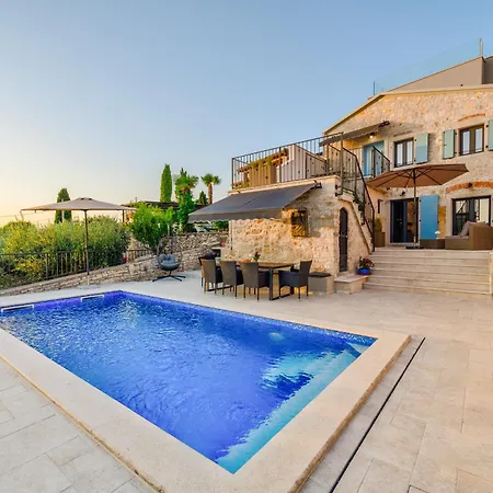 Casa Mar Villa *